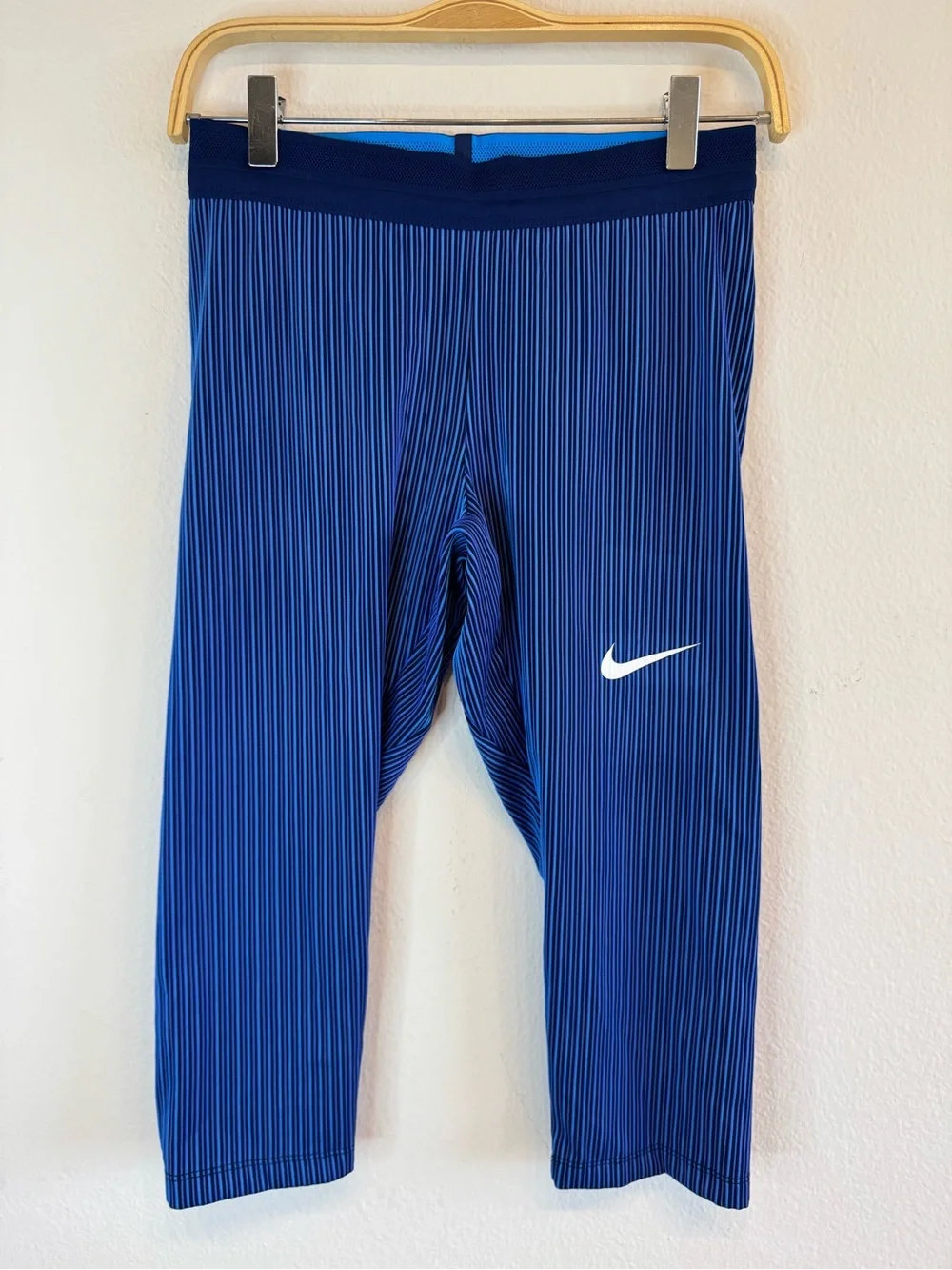 Nike Pro Elite Track & Field Women's 3/4 Tights Made In USA AO8495-000 Medium